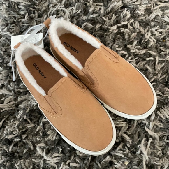 Old navy sneakers - Picture 1 of 4